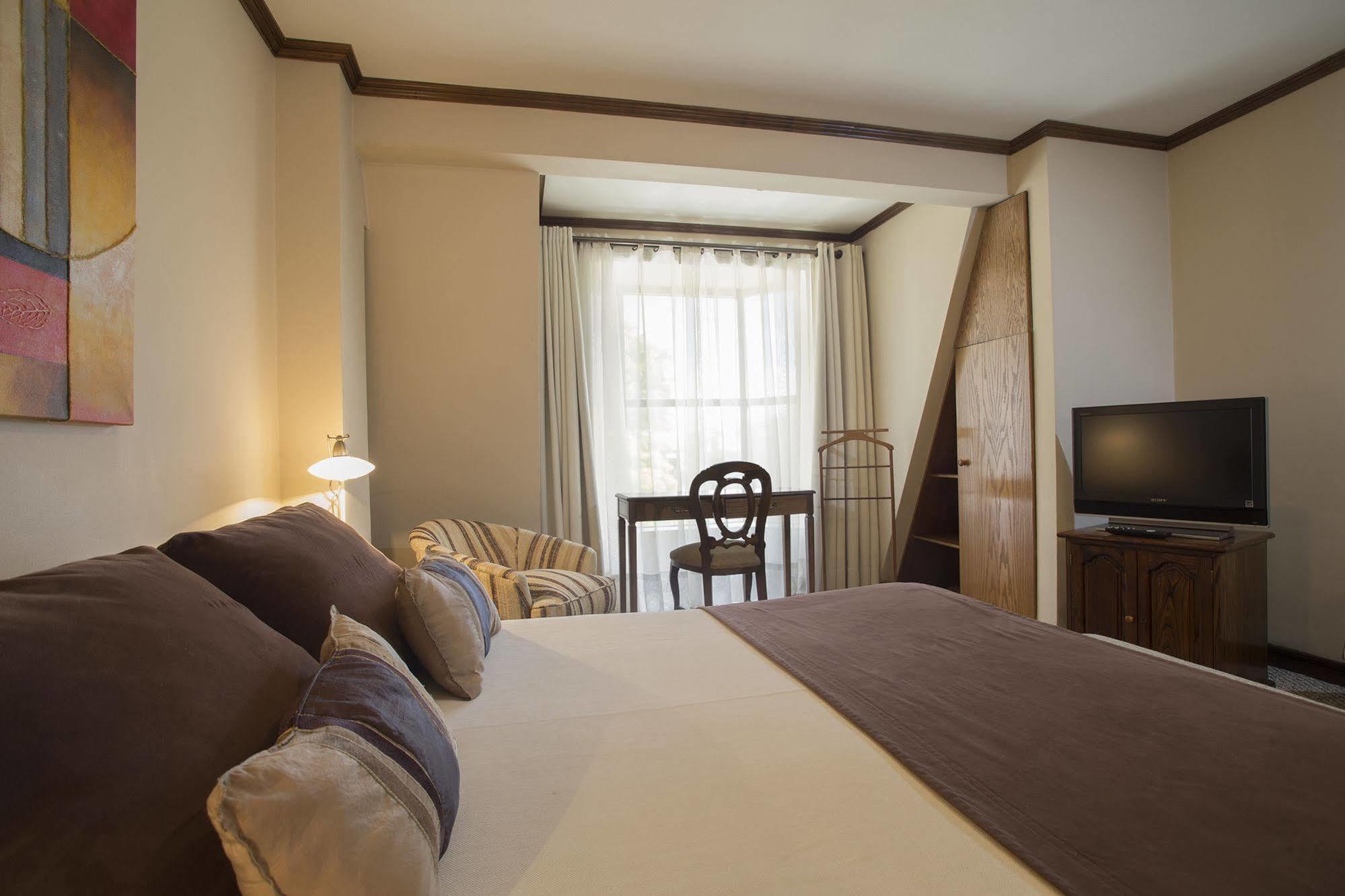 Hotel Tierra Del Fuego Punta Arenas Exteriör bild
